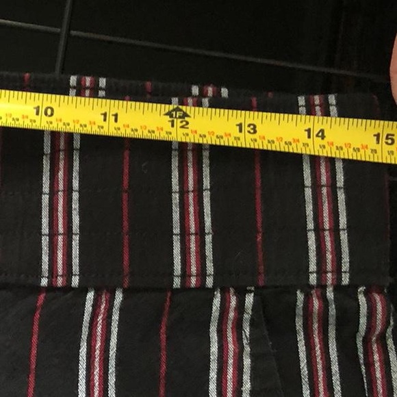 Hollister Black Red and White Striped Chinos straight leg pants women’s medium - Picture 8 of 8